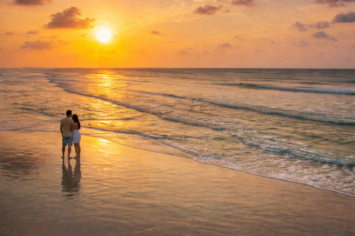 Entardecer na Praia do Farol Velho