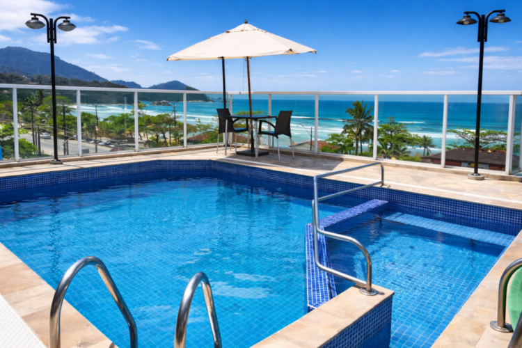 Hotel com vista para o mar em Ubatuba