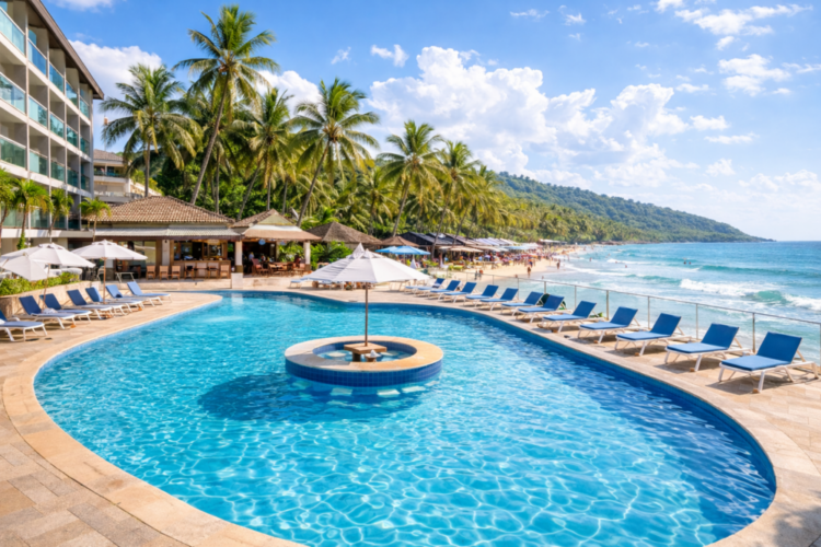 Piscina de hotel na Praia dos Milionários
