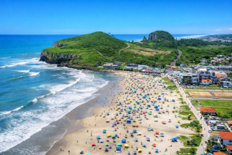 Vista aérea da Praia da Cal