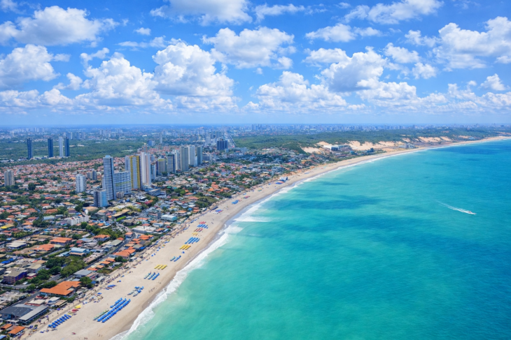 Orla de Ponta Negra e a cidade de Natal