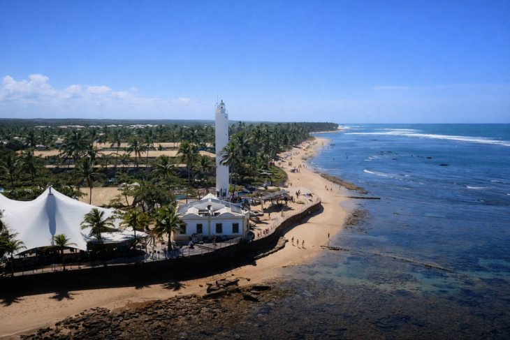 Vista aérea da Praia do Forte