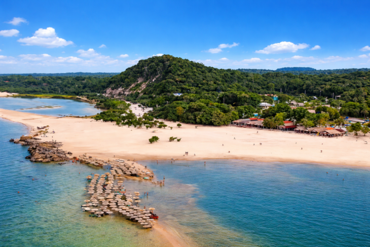 Praia da Ponta das Pedras