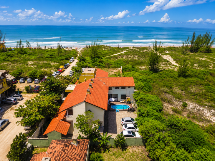 Hotel na Praia da Ferrugem